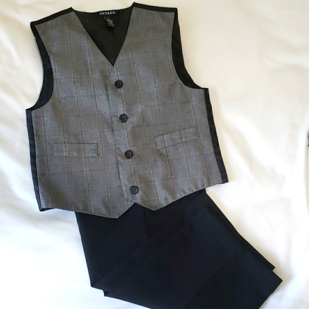 EUC 2 Piece Vested Suit Set
